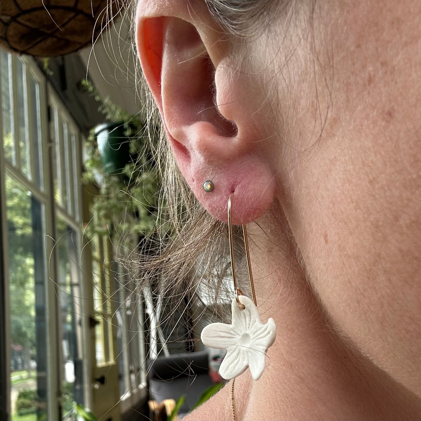Flora dangle earring