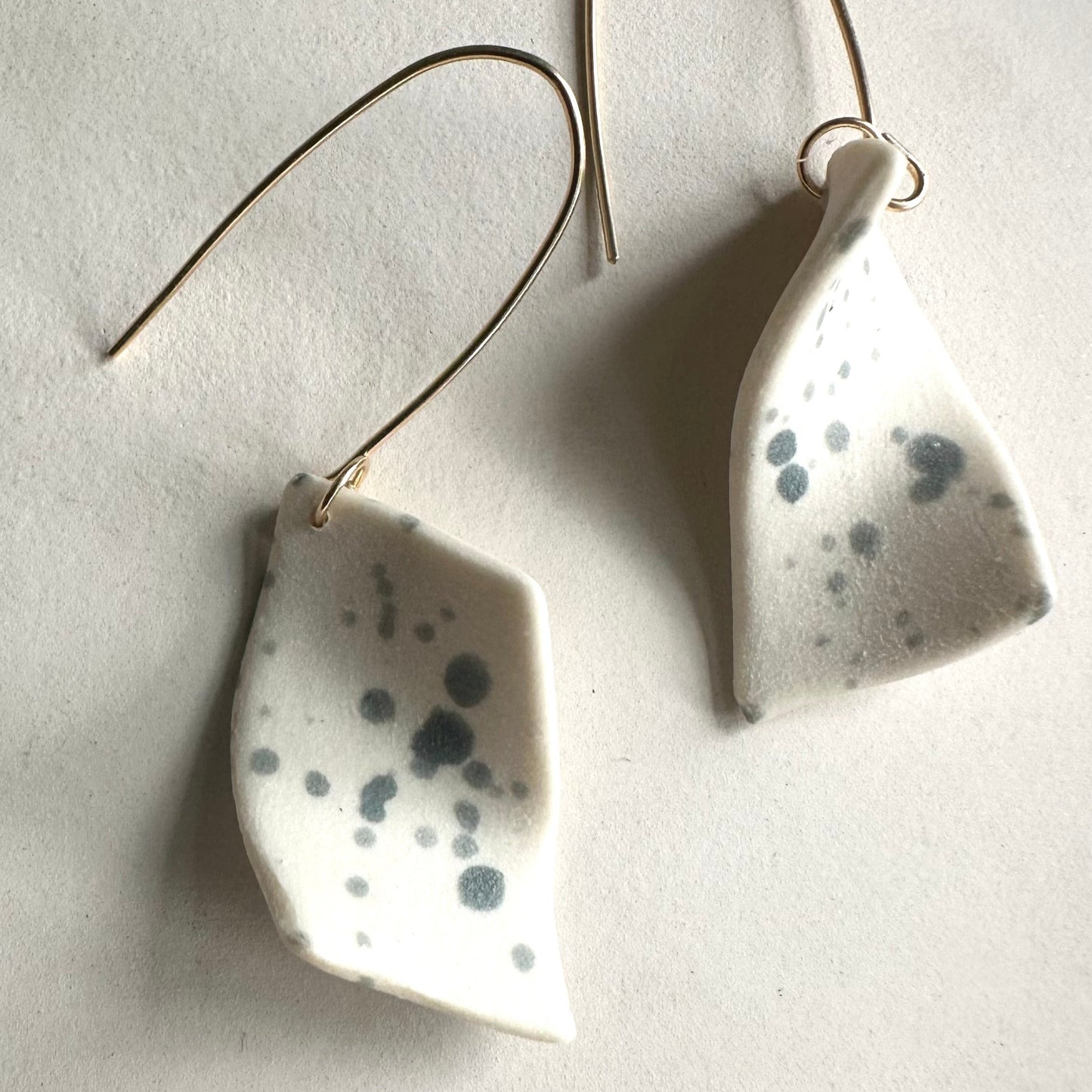 splattered porcelain curl earring