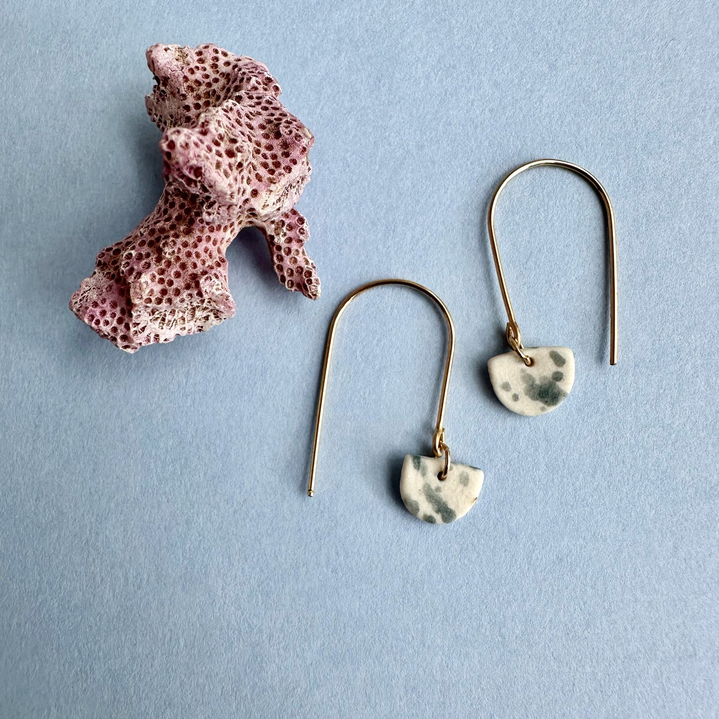 Mini-moon dangle earring