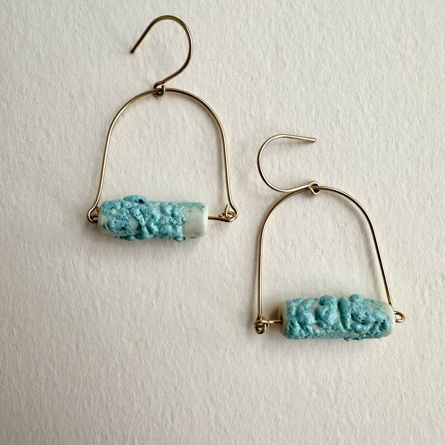 Bubbly dangle earring