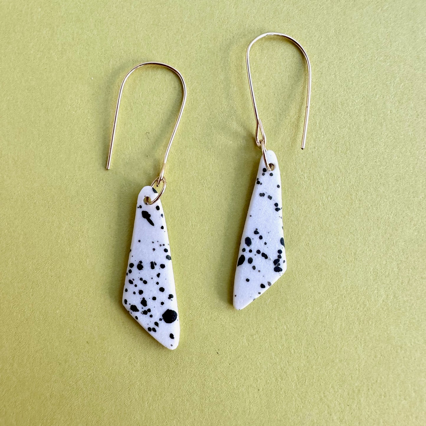 Triangle flicker dangle earring