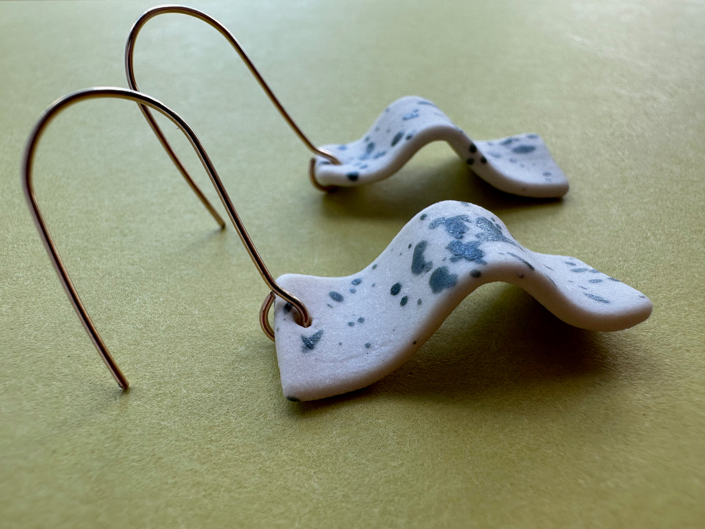 Wide wave dangle earring