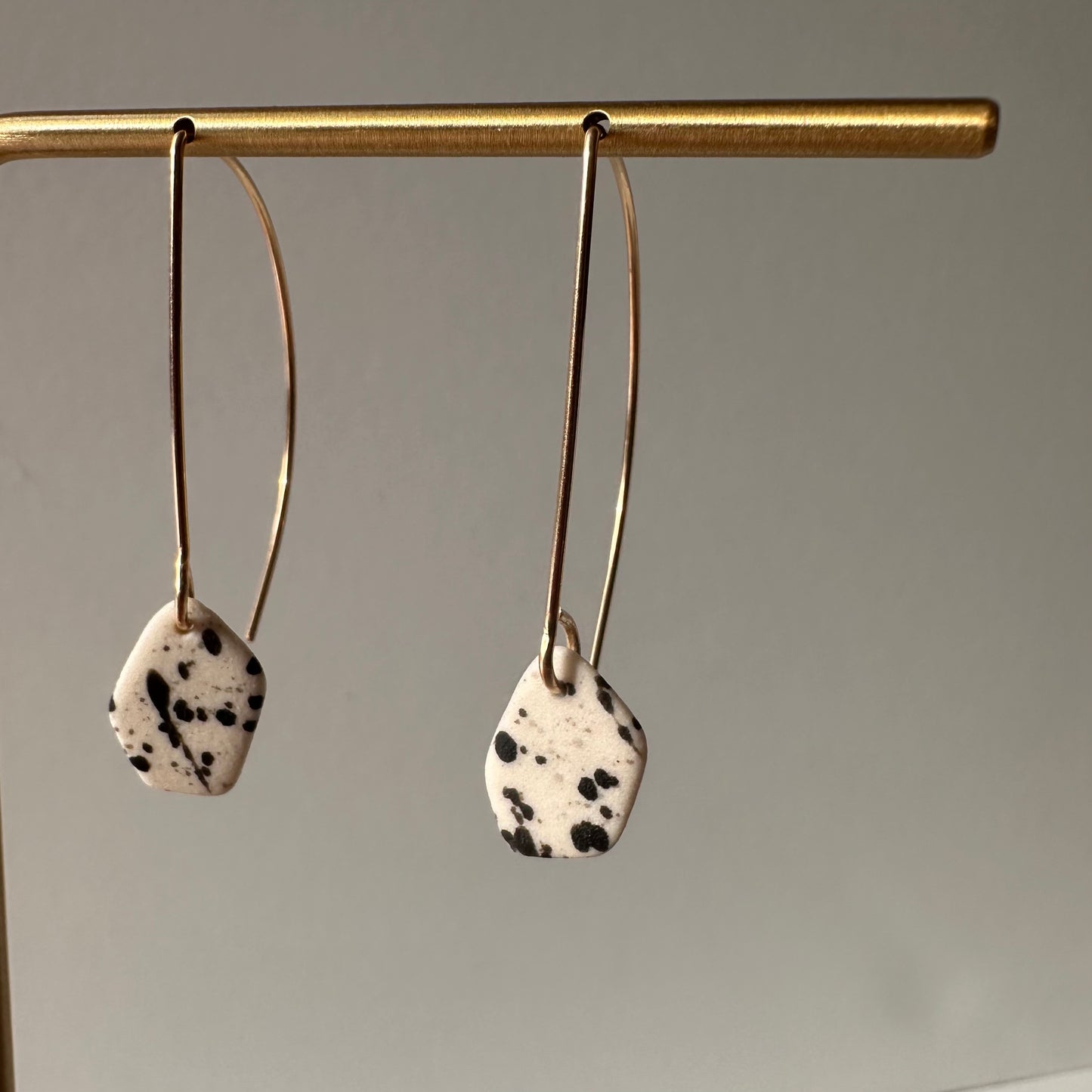 Geode flicker dangle earring