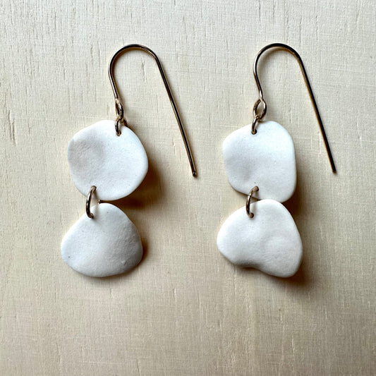 Double petal chain dangle earring