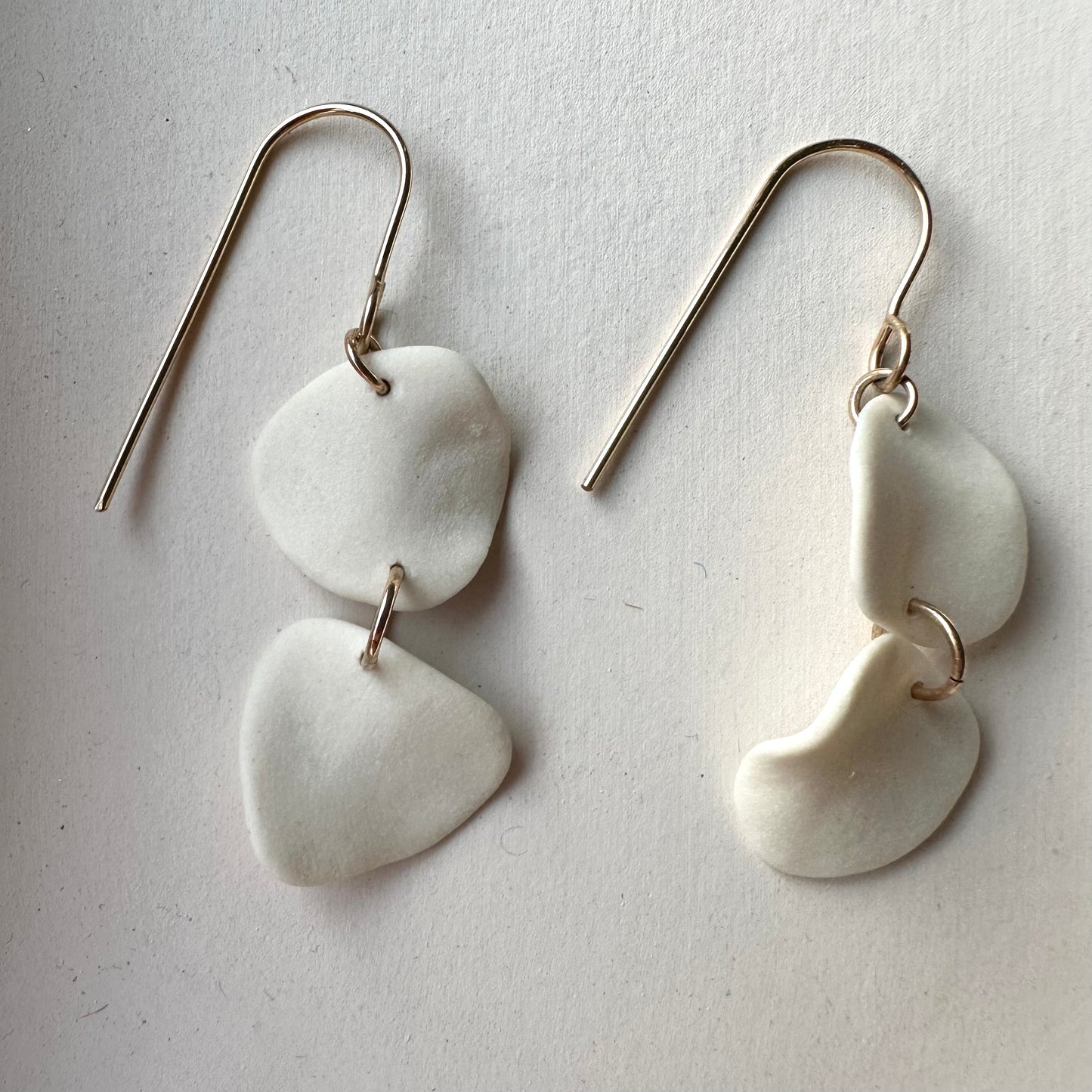 Double petal chain dangle earring