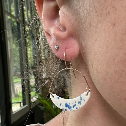 Arch dangle flicker earring- azul
