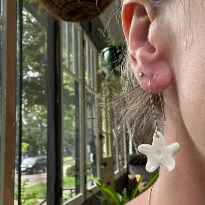 Flora dangle earring- shiny