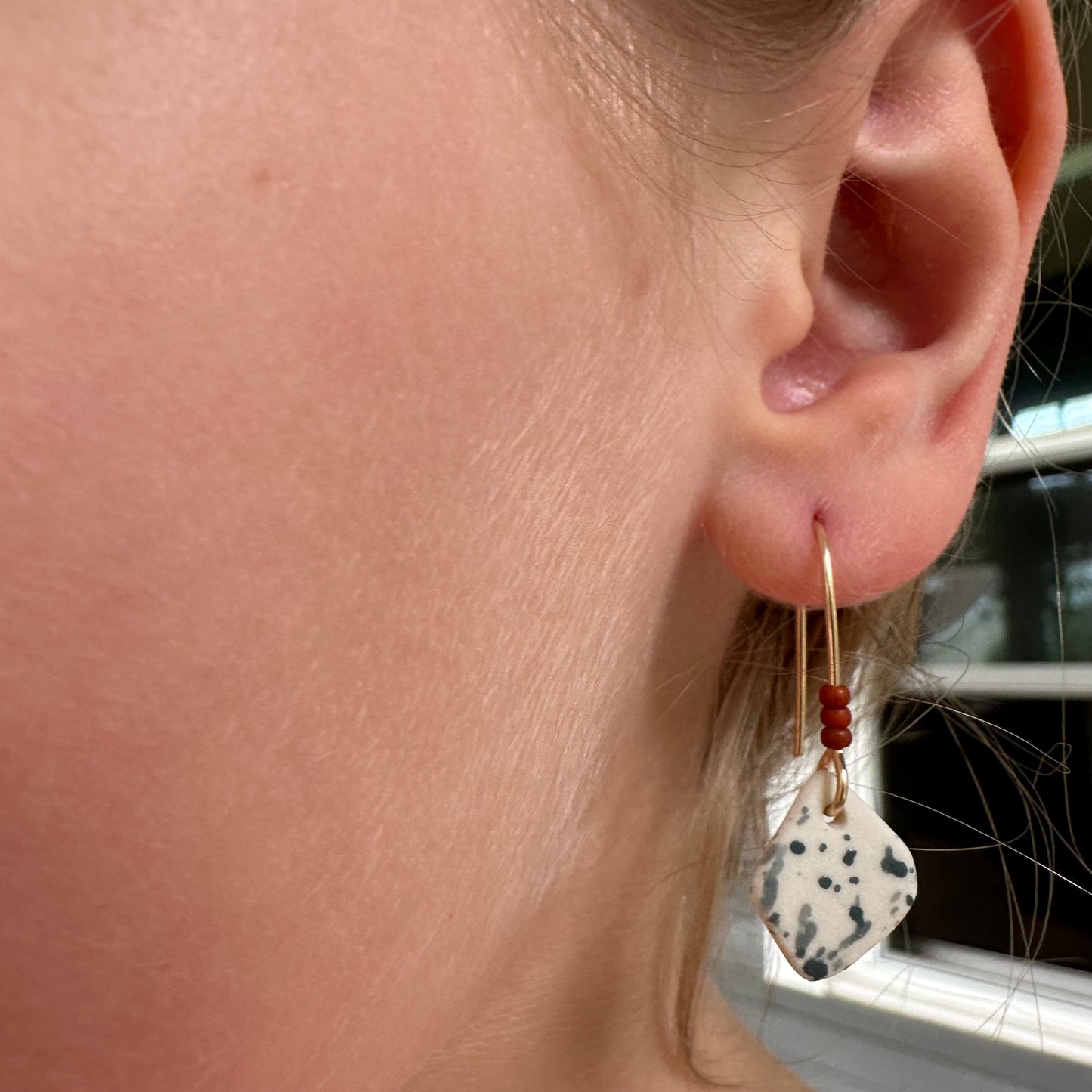 Beaded  flicker dangle earring- steel blue and rust