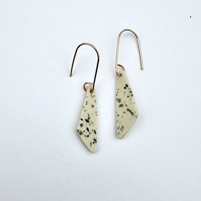 Triangle flicker dangle earring