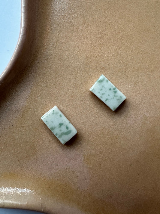 splatter bar stud earring