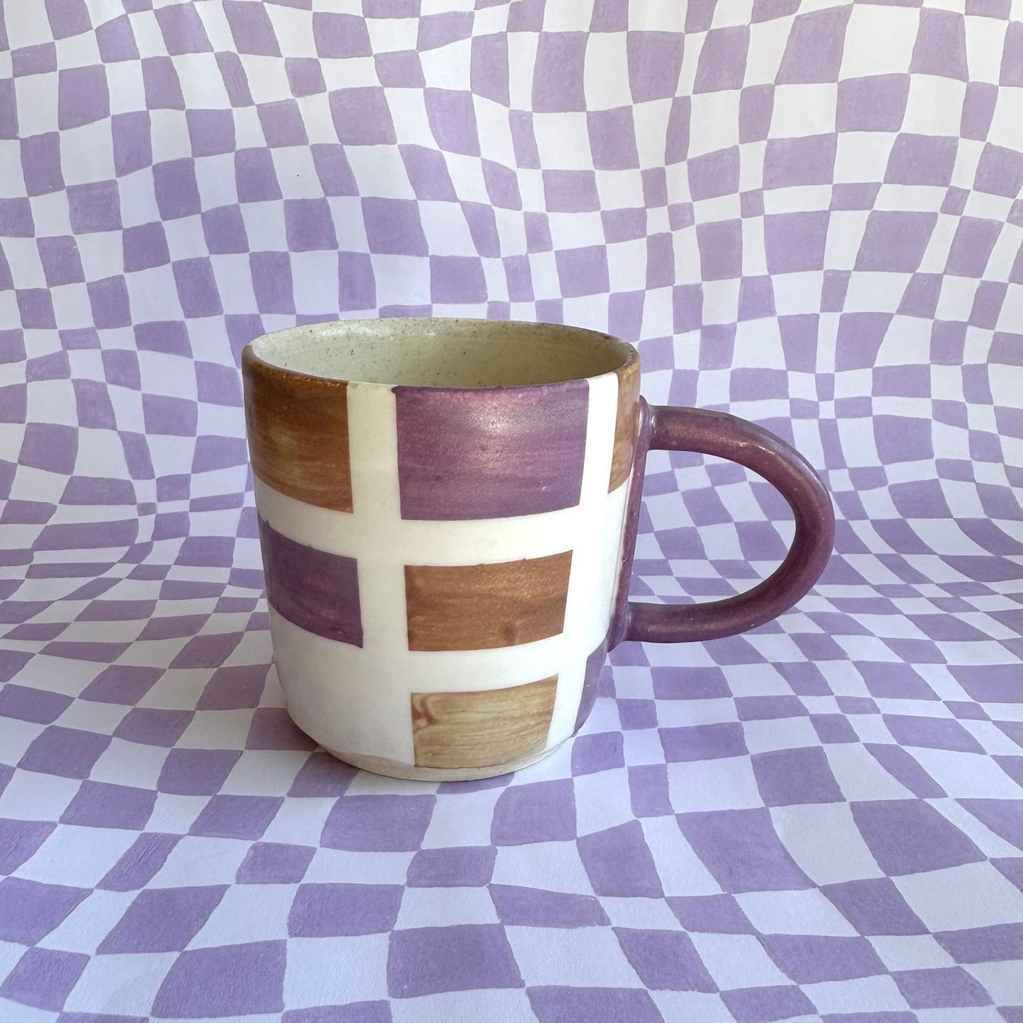 checkered mug