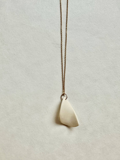 Half twist necklace