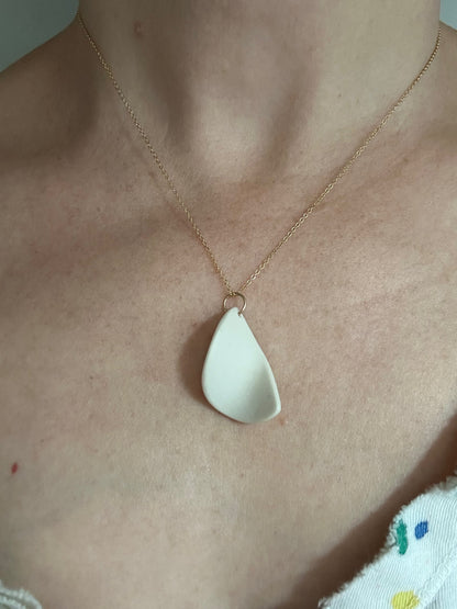 Half twist necklace