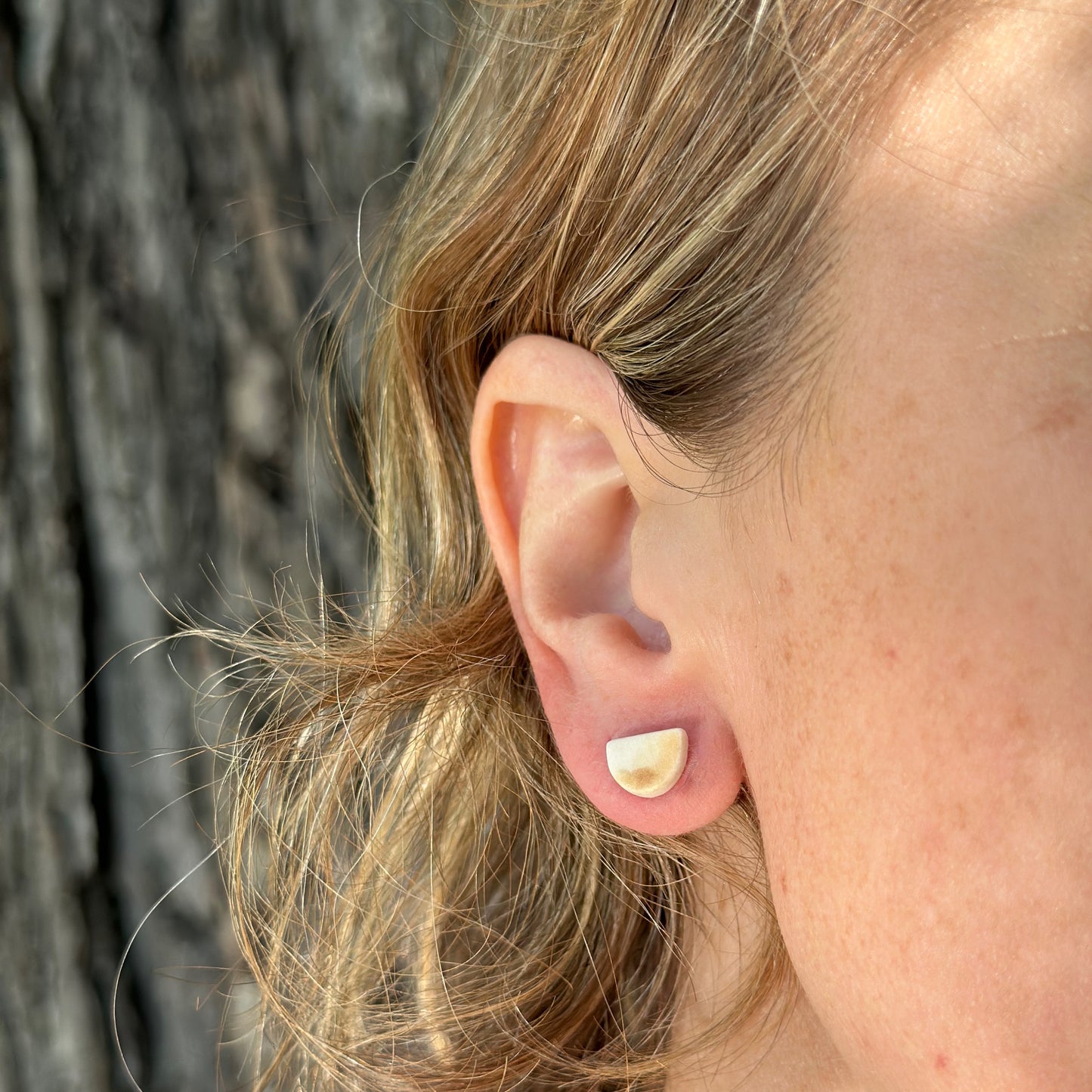 Half-moon stud earring