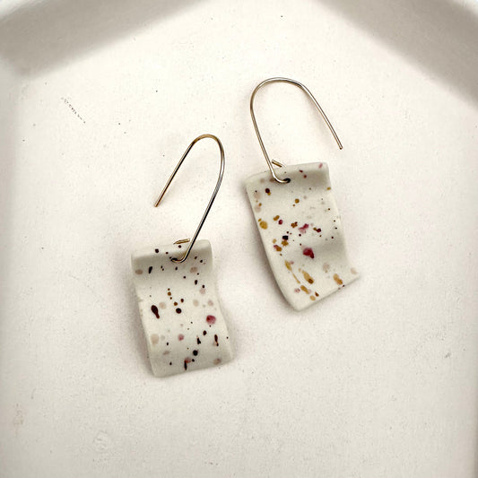 splattered wide wave dangle earring